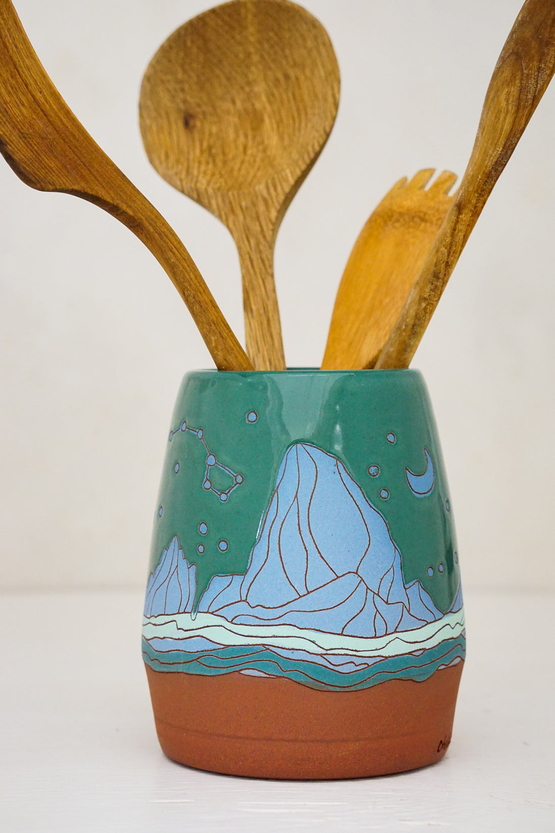 W Teton Moon Dippe Vase/ Utensil holder in Kali