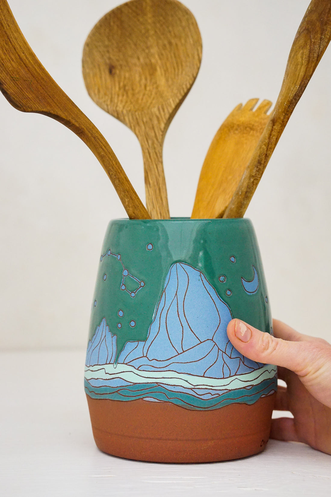 W Teton Moon Dippe Vase/ Utensil holder in Kali