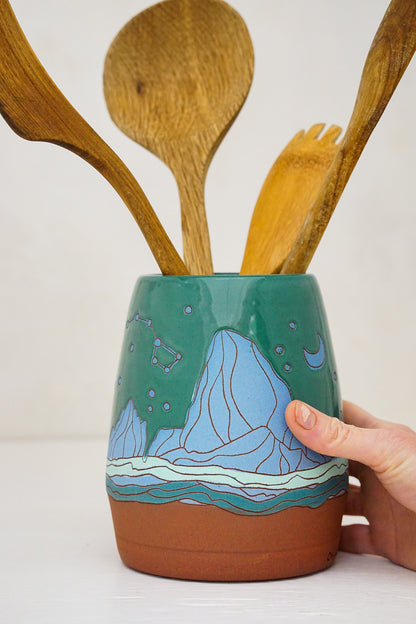 W Teton Moon Dippe Vase/ Utensil holder in Kali