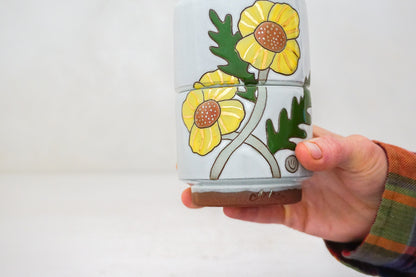 SILVER &amp; GOLD Yellow Flower stacker cups in White