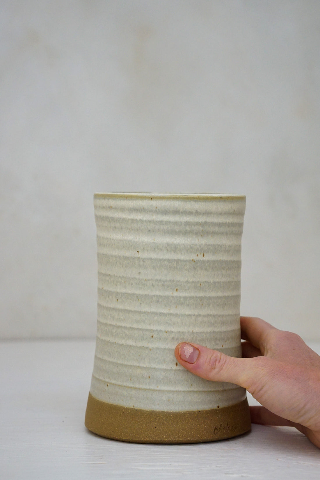 Slight Curved Vase in Limstone