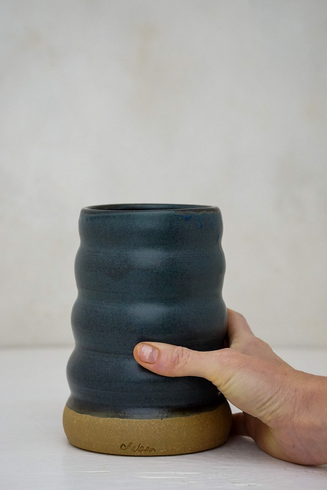 Rippled Vase in Darby 2
