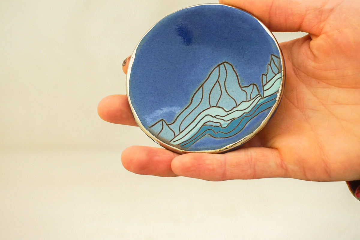 SILVER E Teton Ring dish in Flax