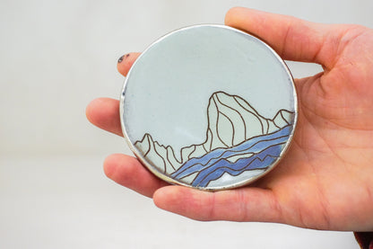 SILVER W Teton Ring dish in White