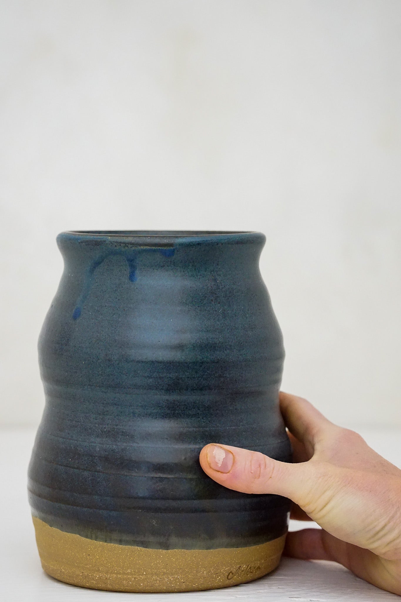 Wavy Vase in Darby