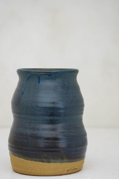 Wavy Vase in Darby