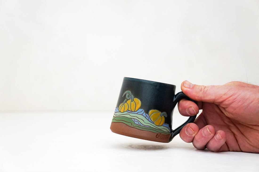 Pumpkin Patch tiny mug in Darby