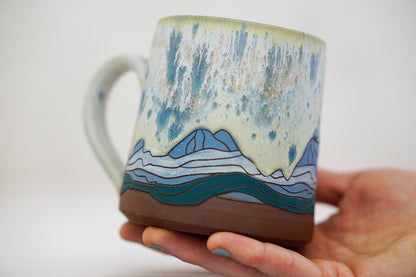 E Teton red home mug in Bone and Speck