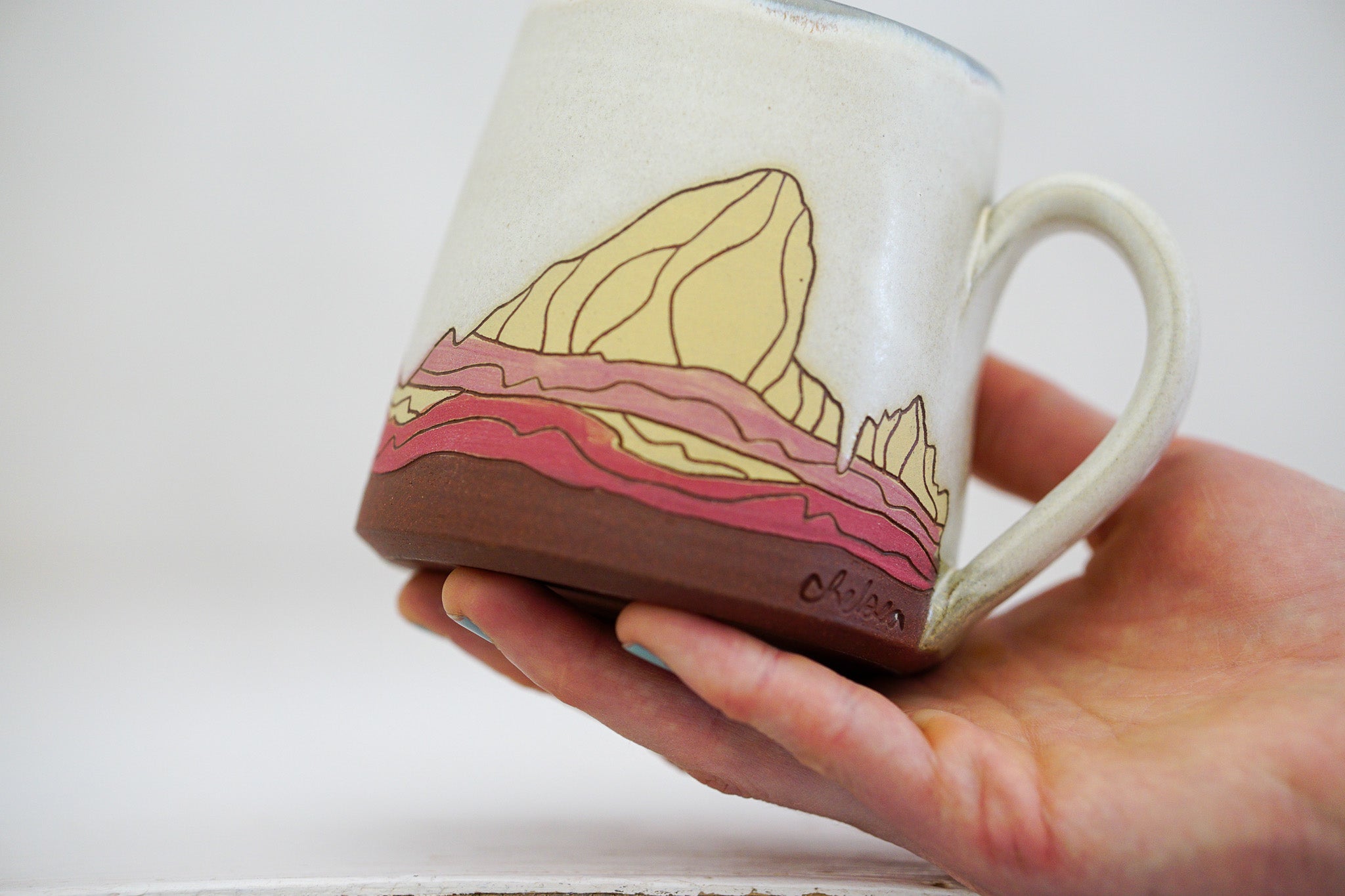 E Teton in Bone yellow slip