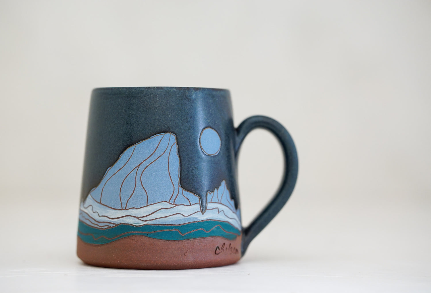 E Teton Blue Moon mug in Darby