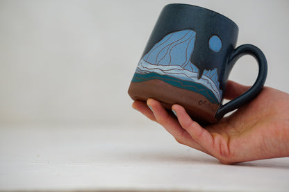 E Teton Blue Moon mug in Darby