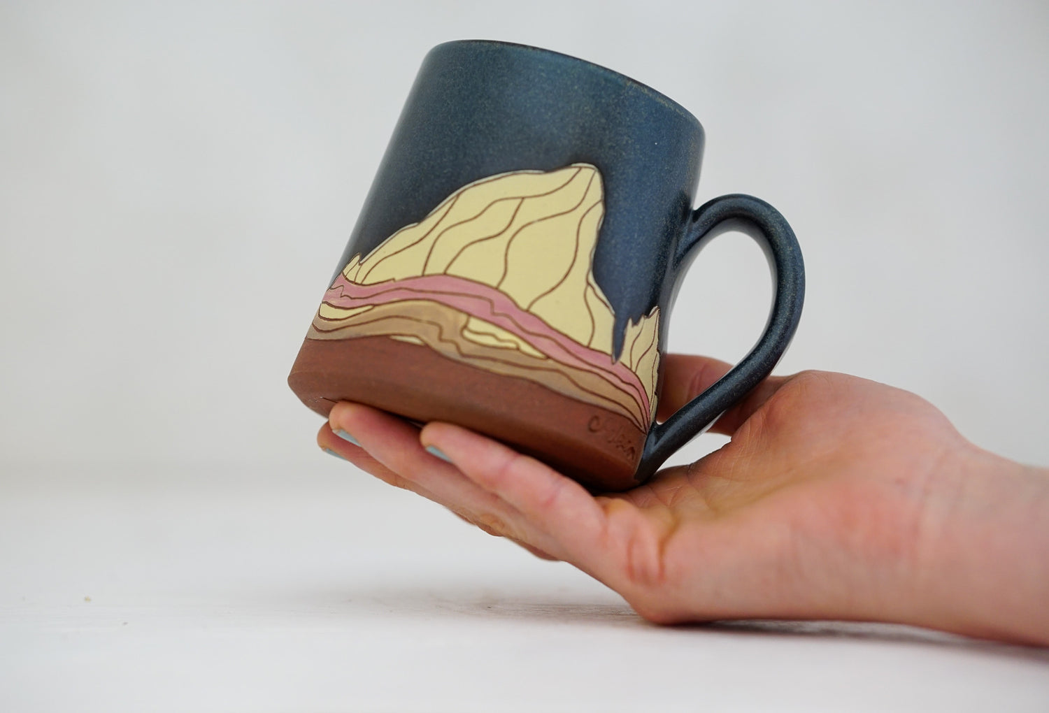 E Teton Neapolitan mug in Darby