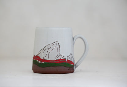 E Teton Christmas mug in white