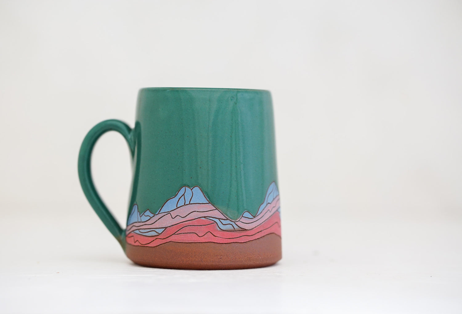 E Teton mug in Kali Forest pinks