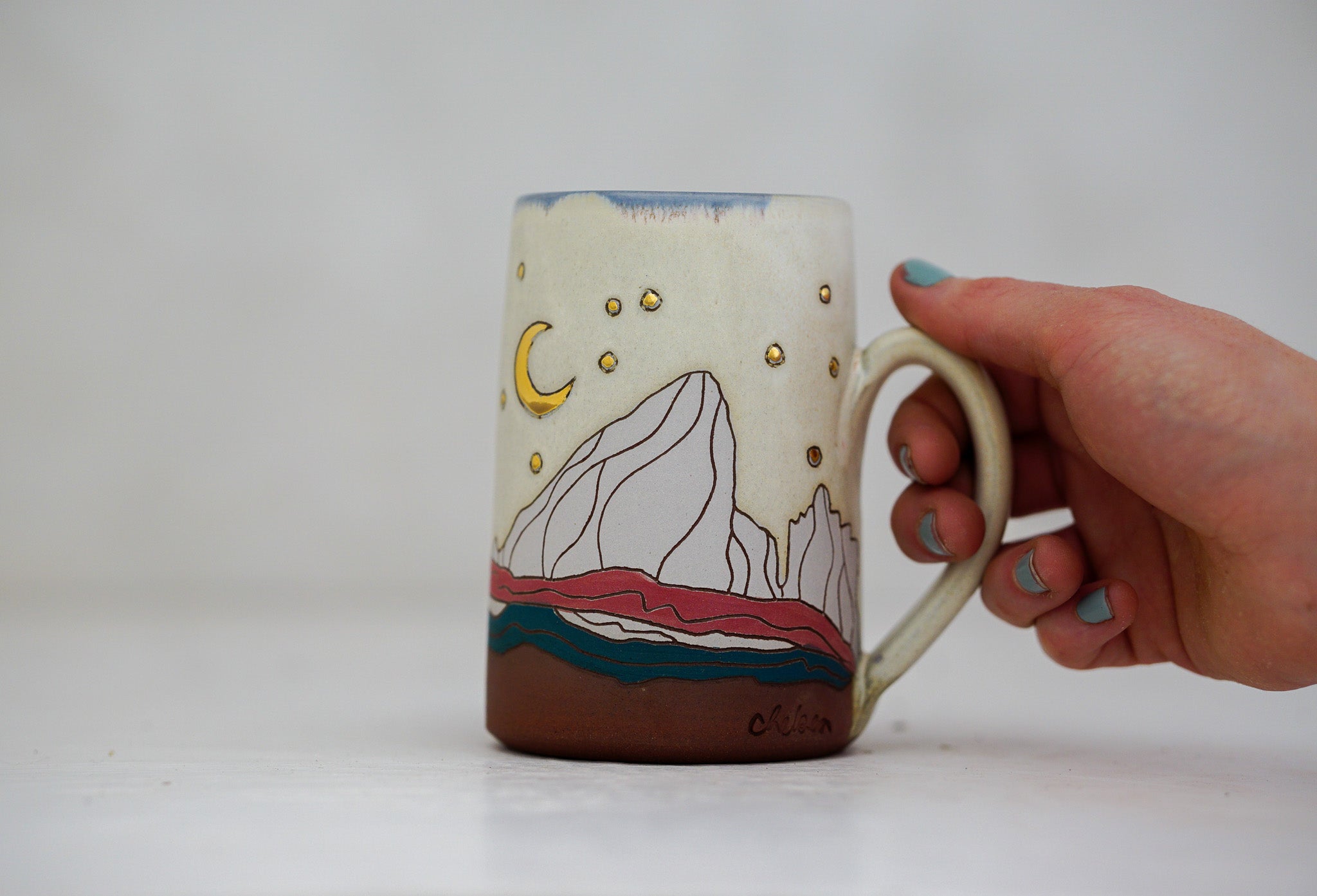 GOLD E Teton Tall mug in Bone