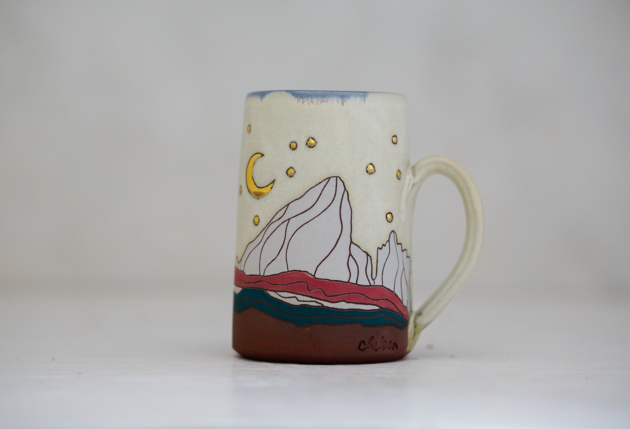 GOLD E Teton Tall mug in Bone