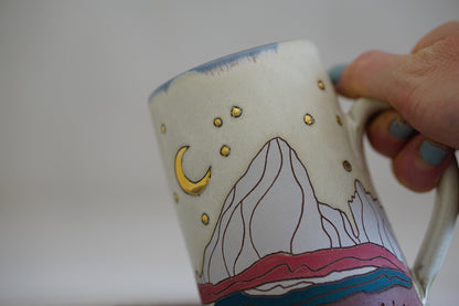 GOLD E Teton Tall mug in Bone