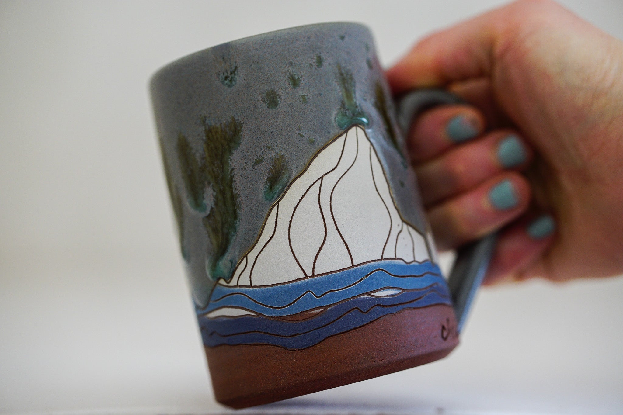 E Teton Tall-ish mug in Stone &amp; Speck