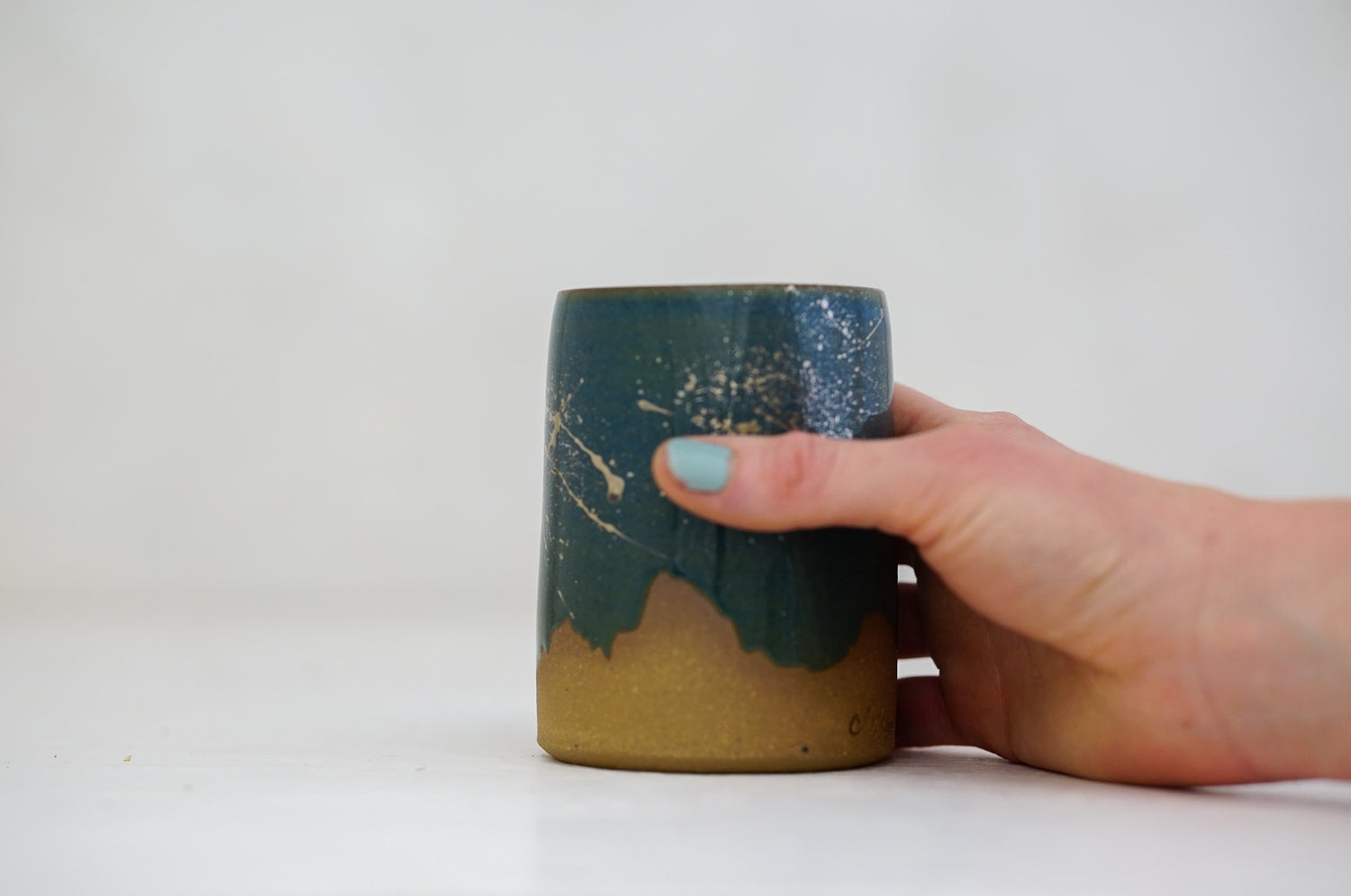 SILVER W Teton Silhouette Cup in Huckleberry