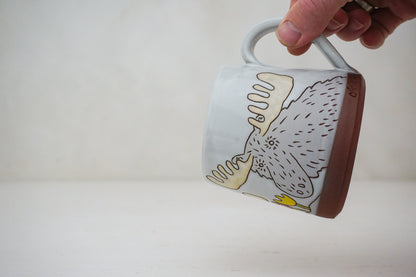 Moose &amp; Tulips mug in White