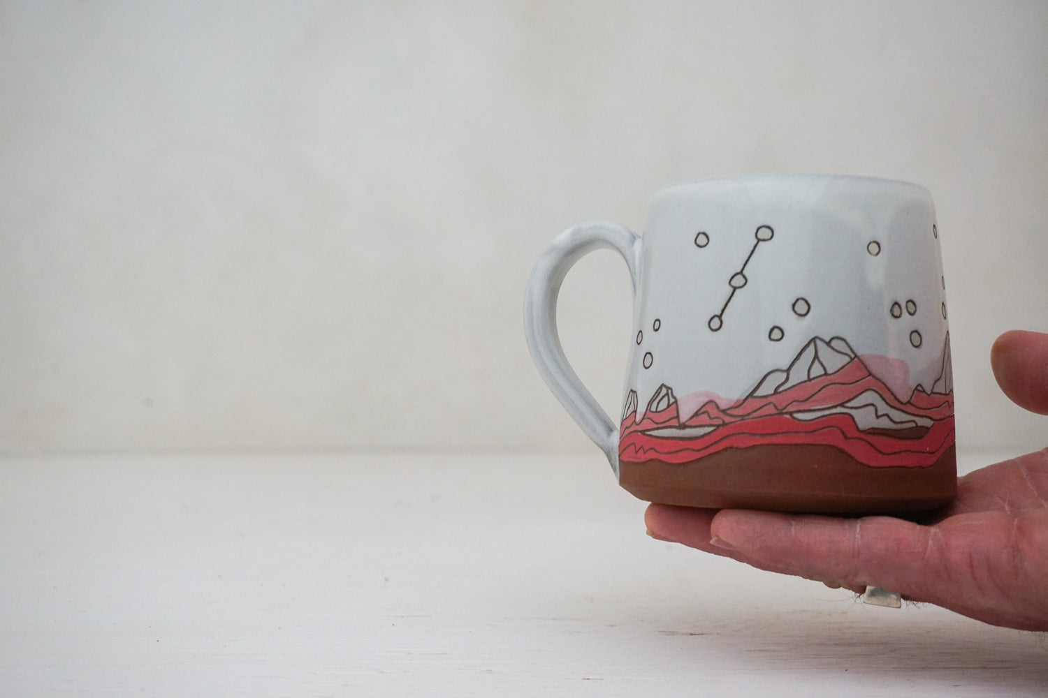 E Teton Dipper Crescent Moon mug in White
