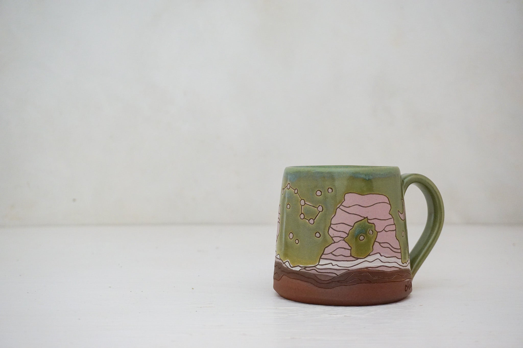 Arches dipper moon mug in Sage