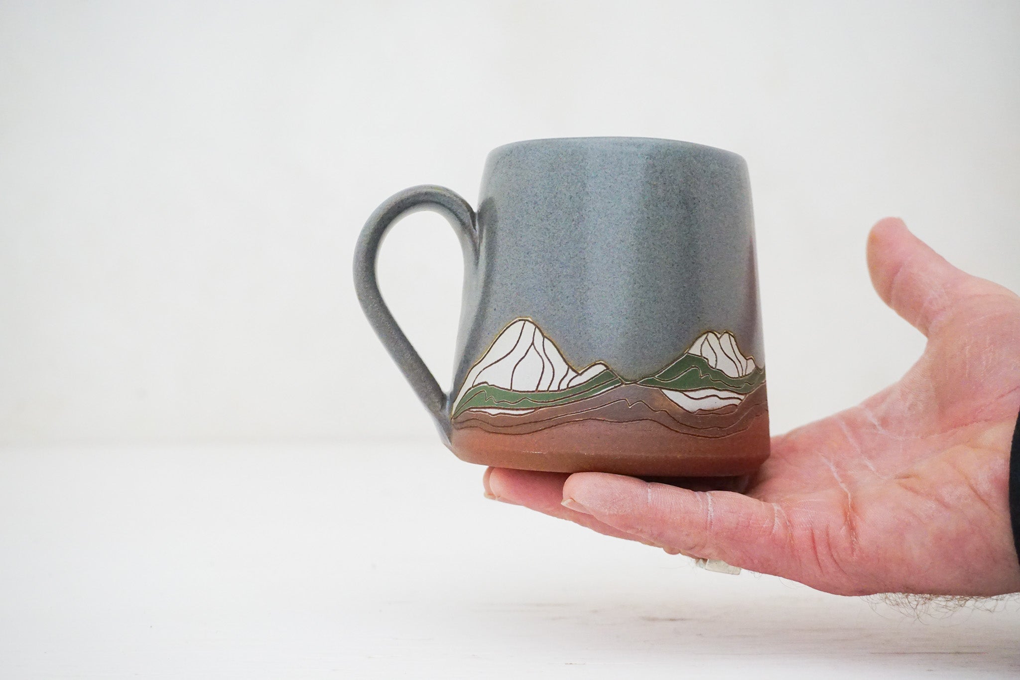 GOLD W Teton mug in Stone
