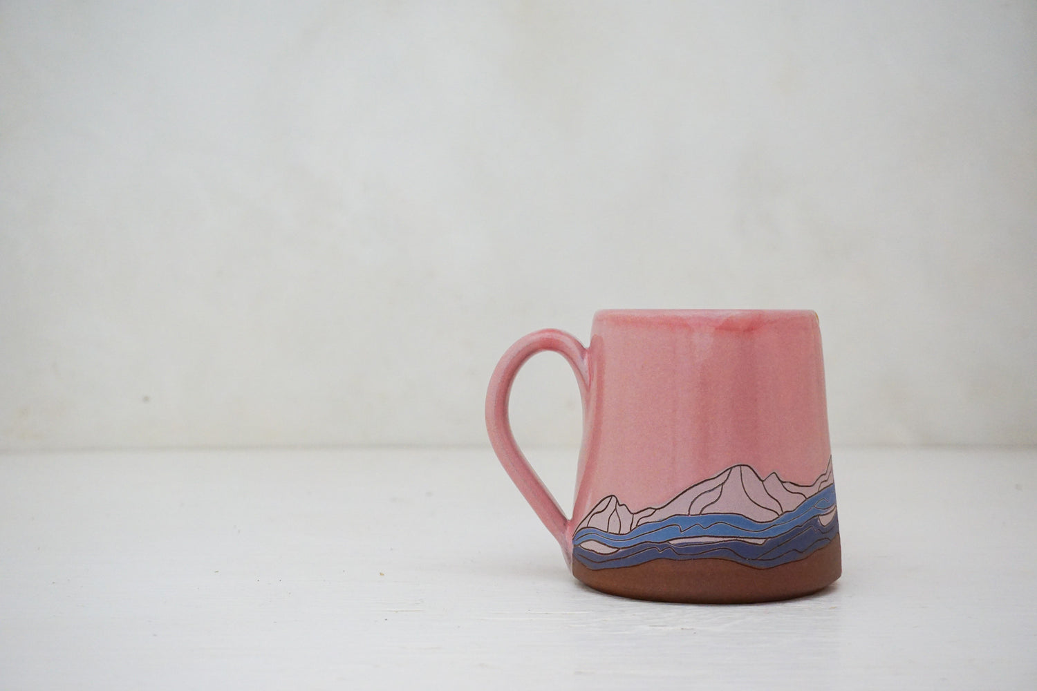 Sunburst Mtn mug in pink