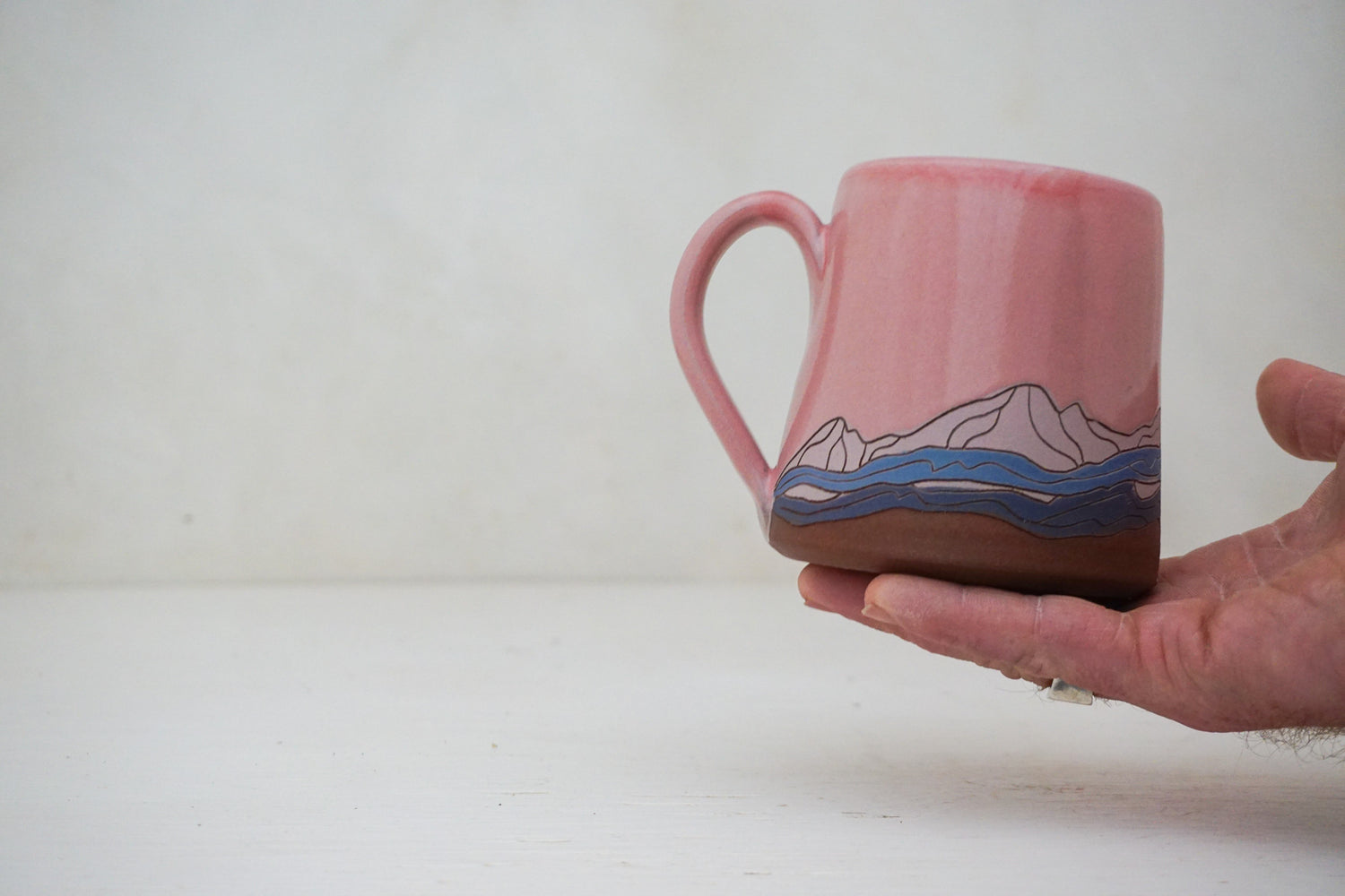 Sunburst Mtn mug in pink
