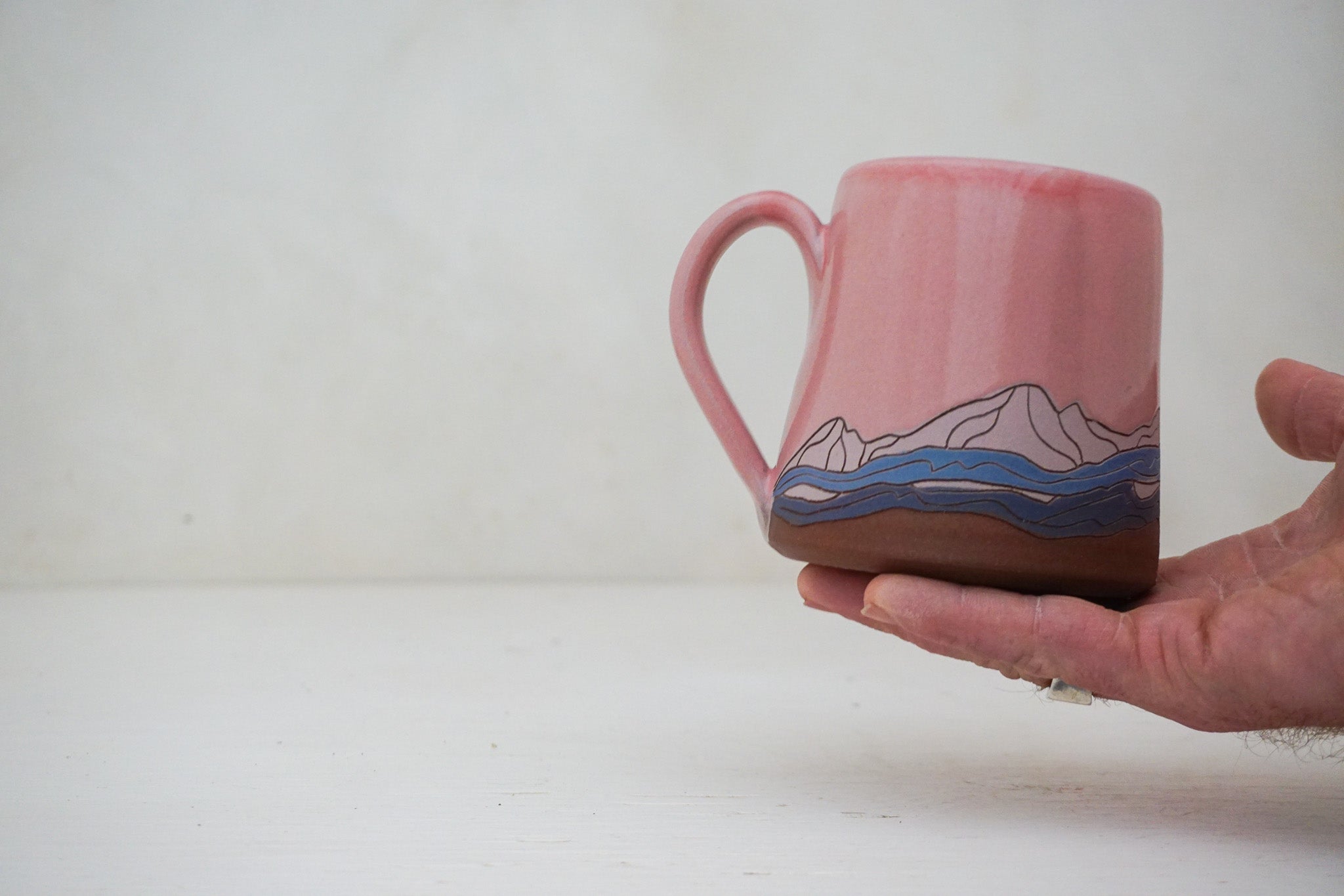 Sunburst Mtn mug in pink