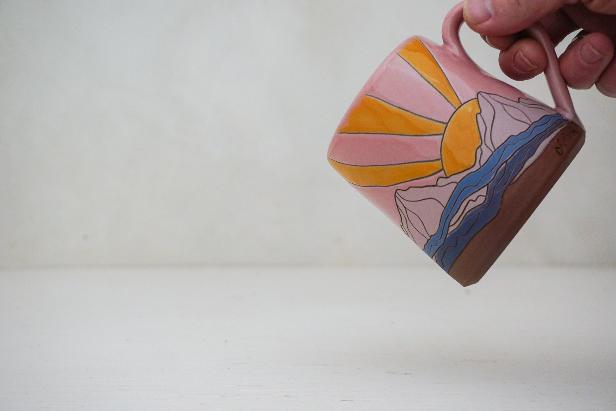 Sunburst Mtn mug in pink
