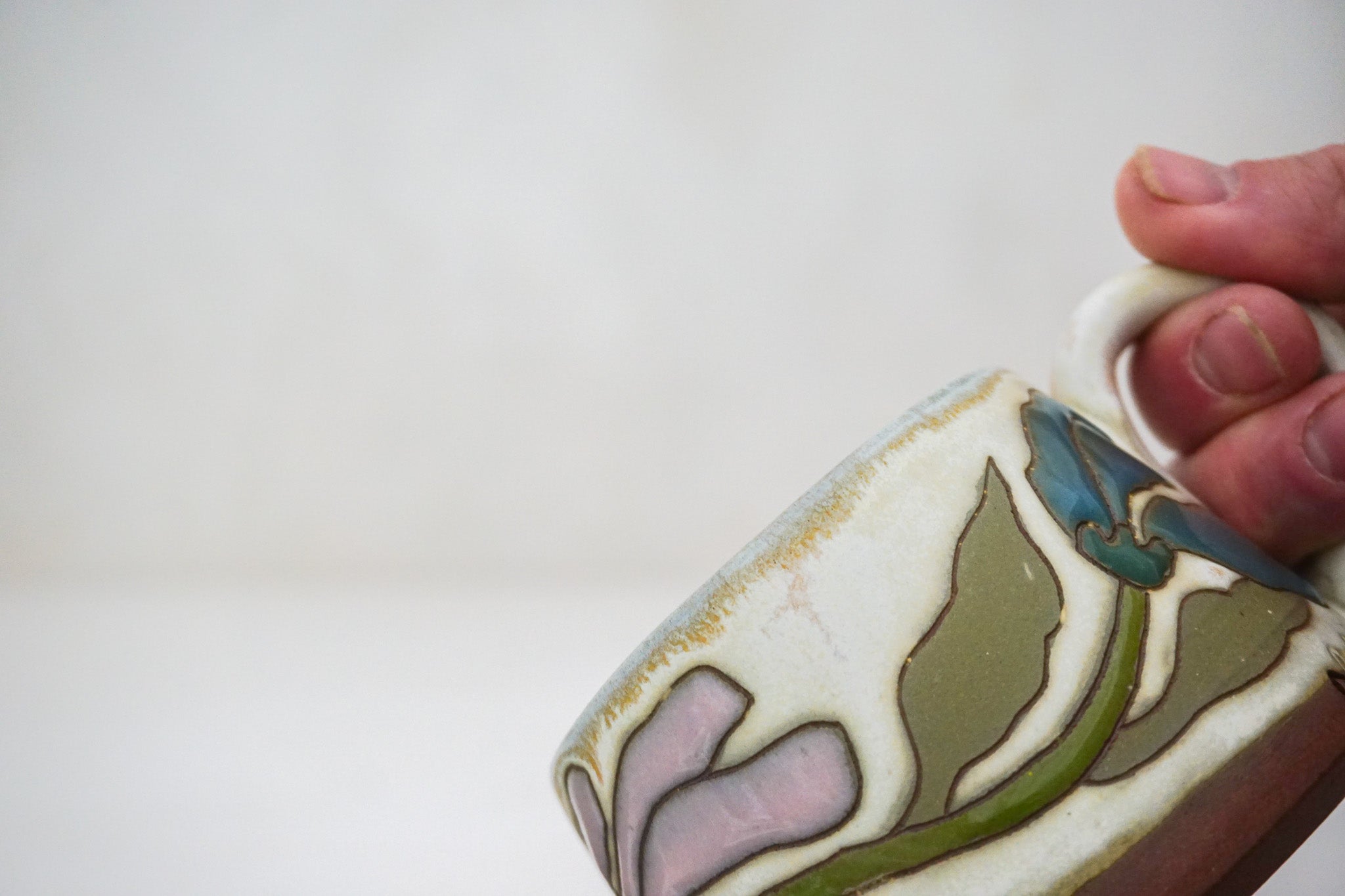 Flower short mug in Bone