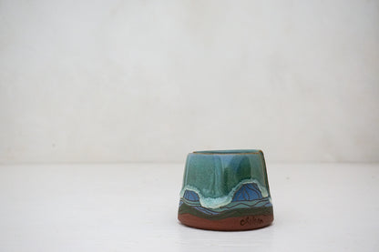 E Teton Sponge Holder in Ira Magic