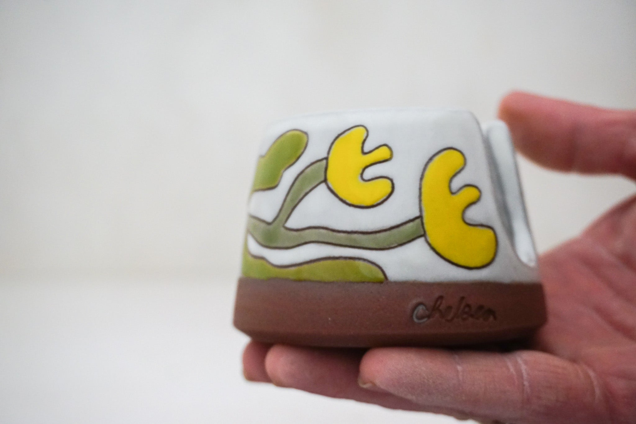 Tulip Yellow/ Red Sponge Holder