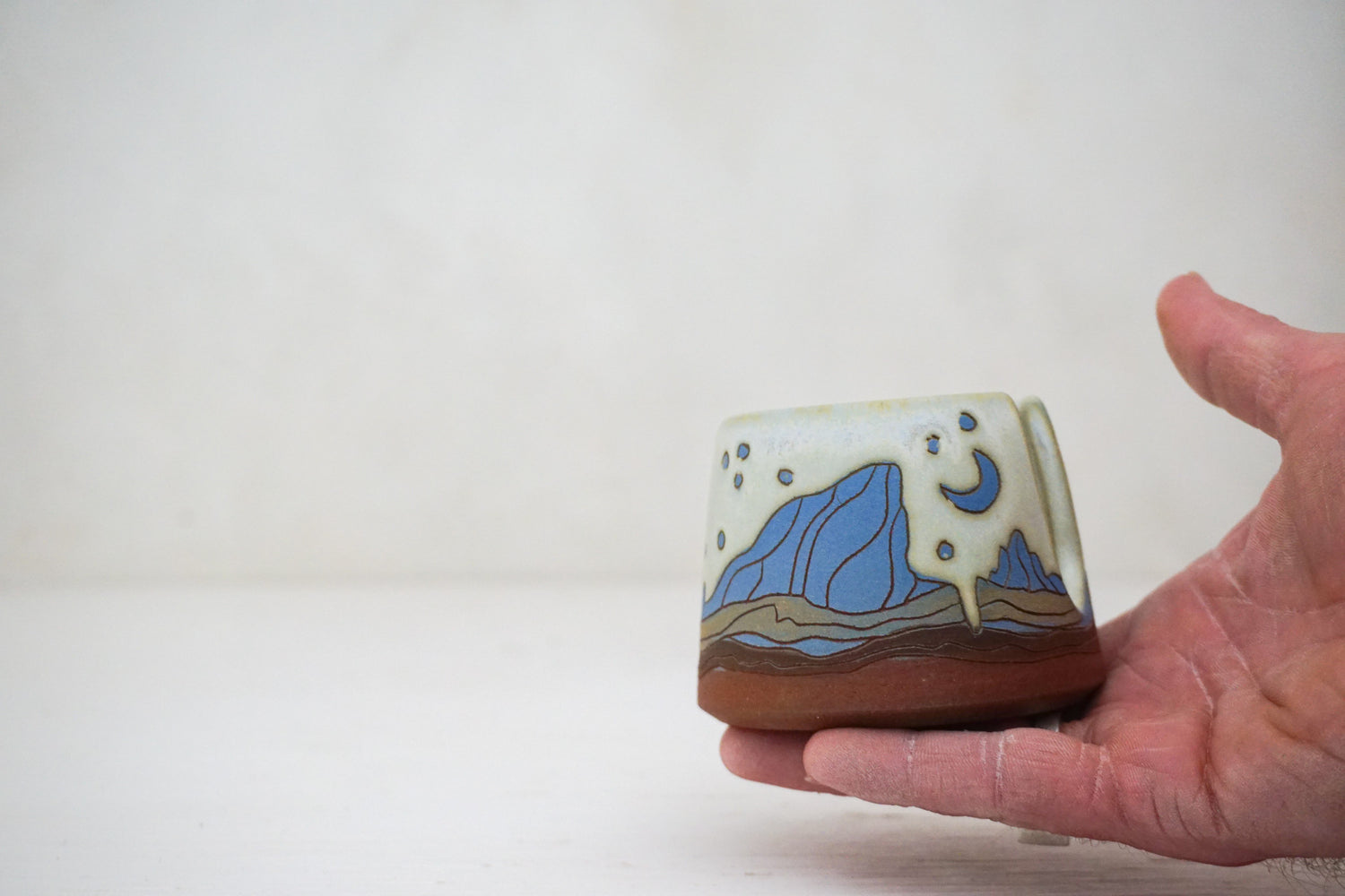 E Teton Night Sponge Holder in Bone