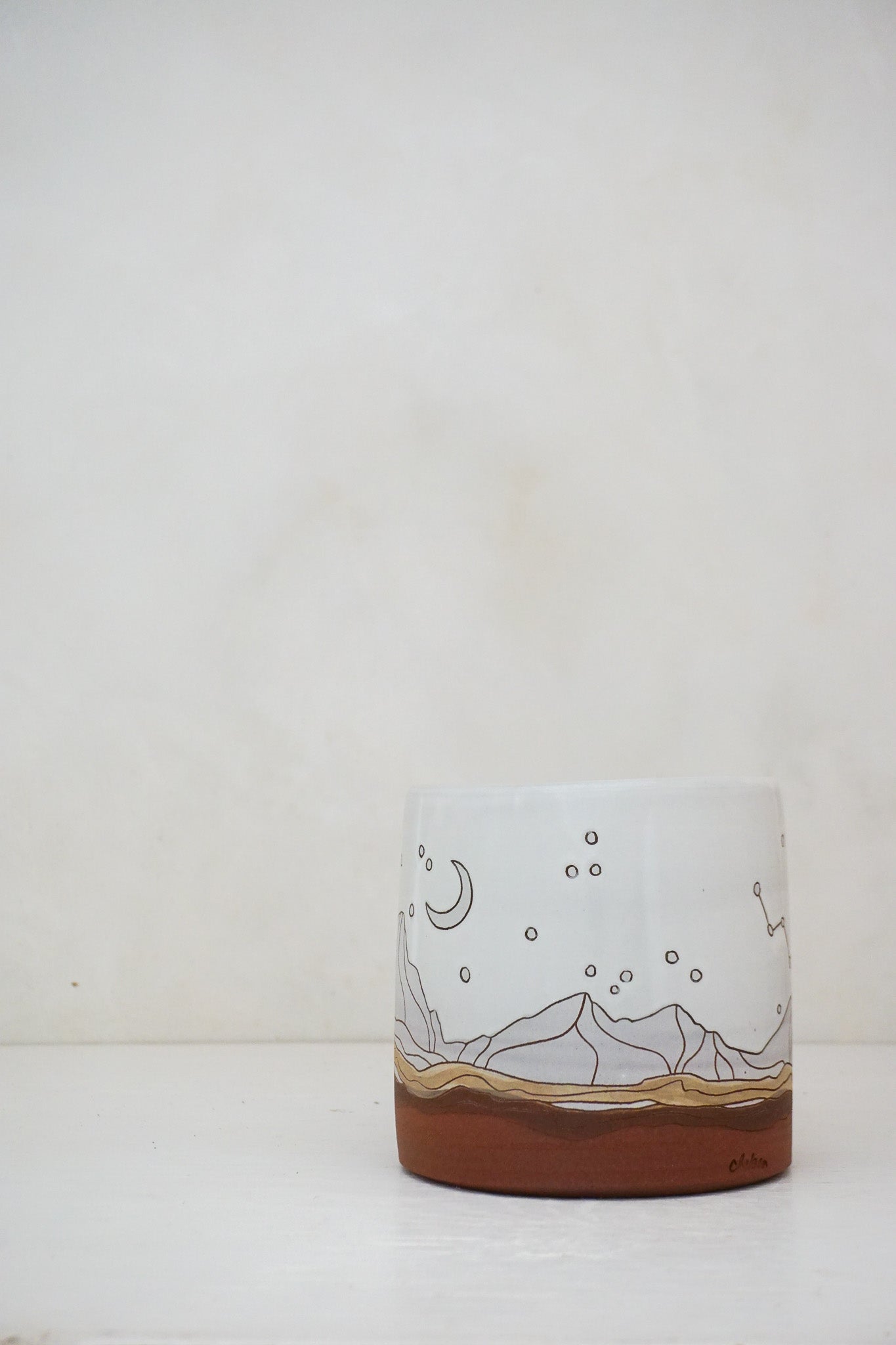 Mtn Night Utensil Holder in White