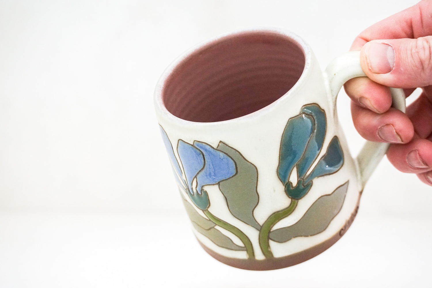 Dancing Flower mug in Bone