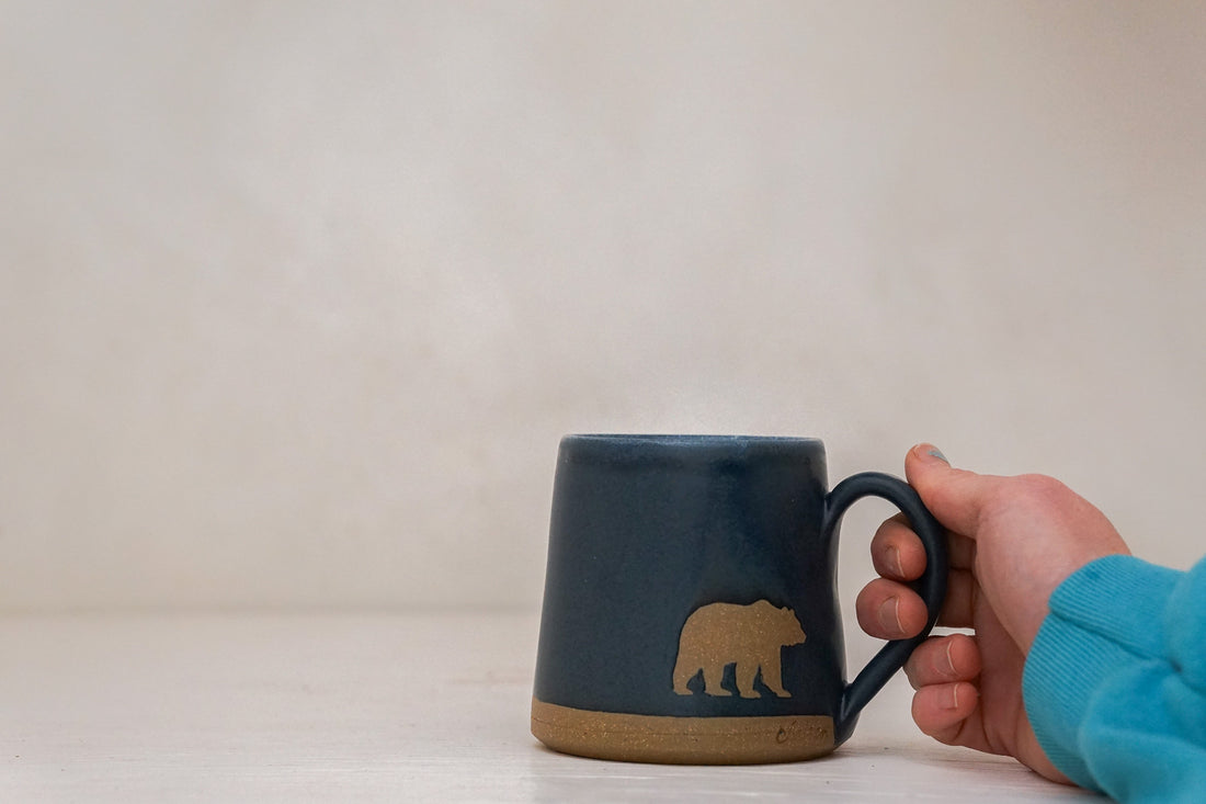 Plains Grizzly Bear mug in Darby