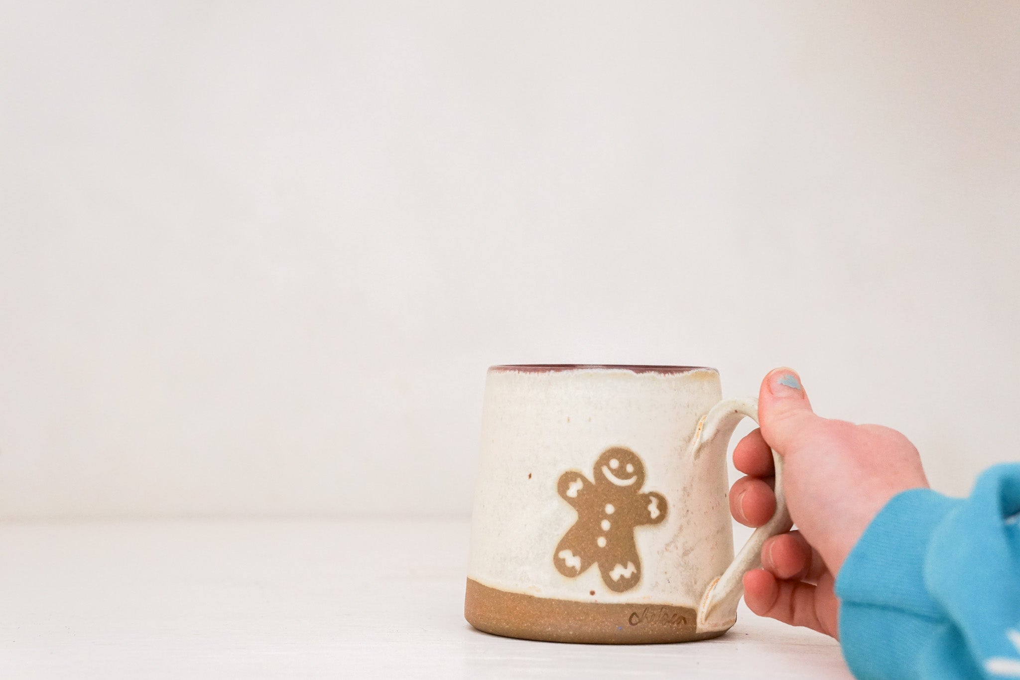 Plains Gingerbread man mug in Bone 3