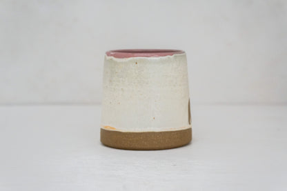 Plains Grizzly Bear mug in Bone