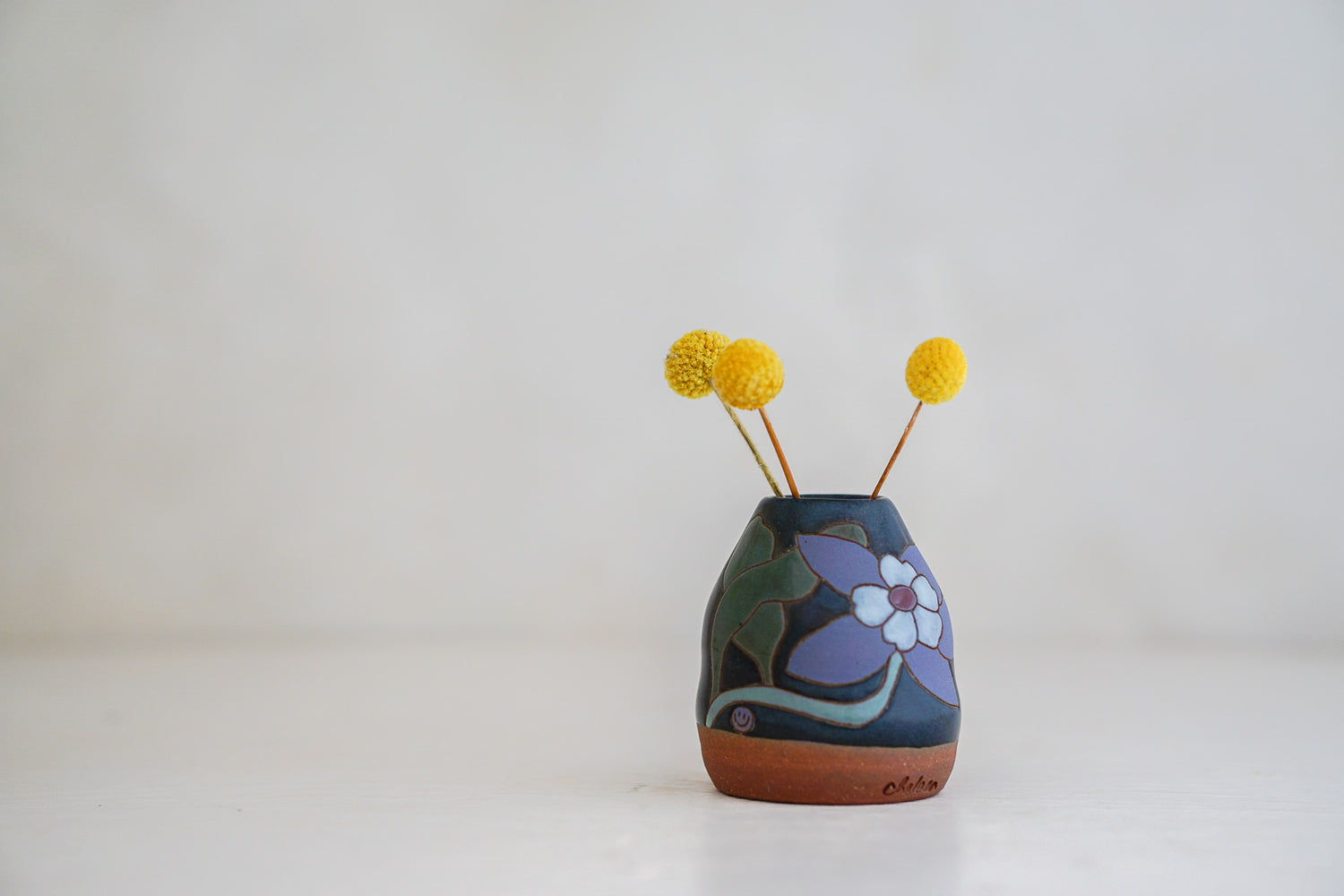 Columbine Budvase in Darby