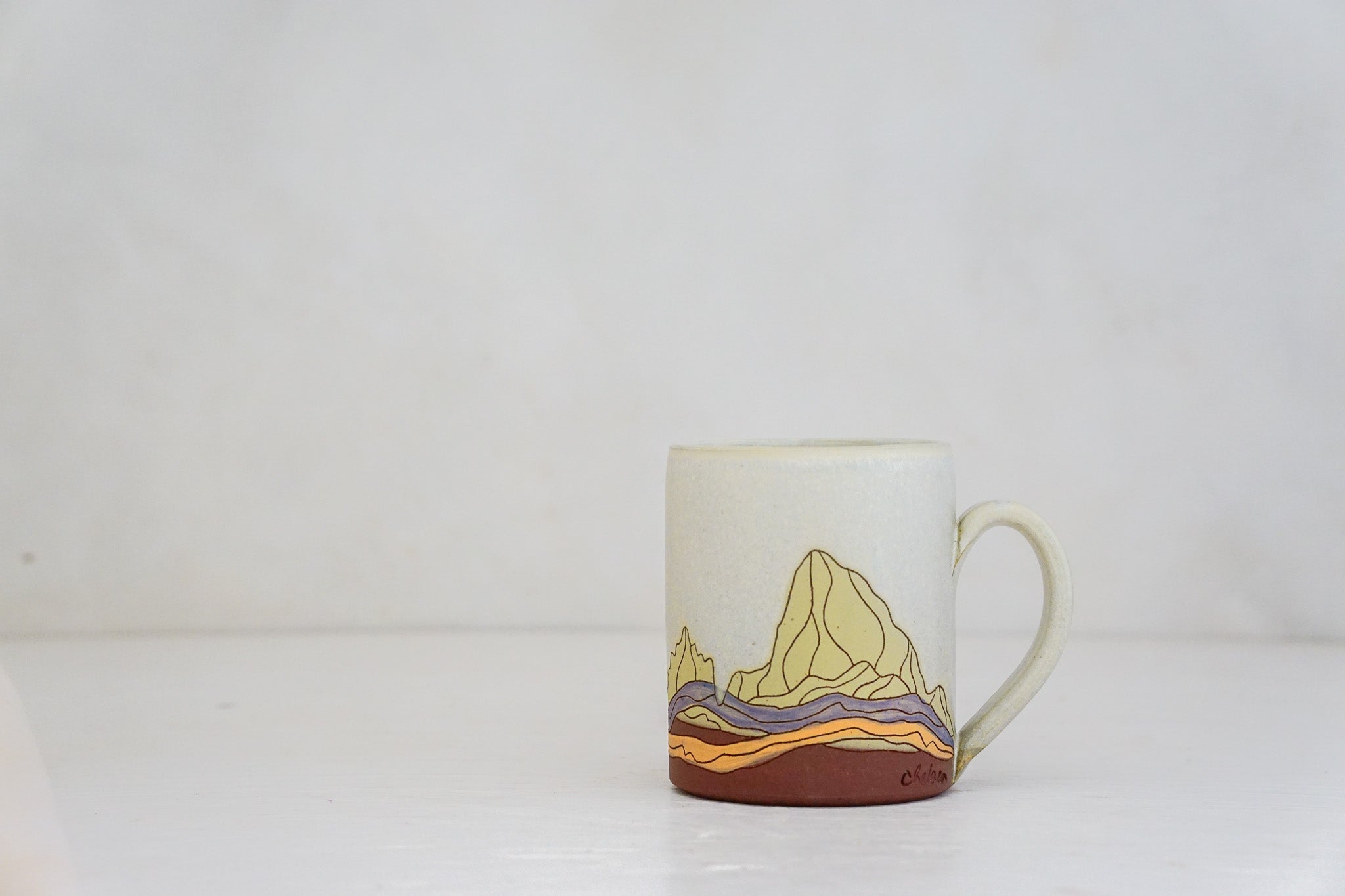 W Teton mug in Bone