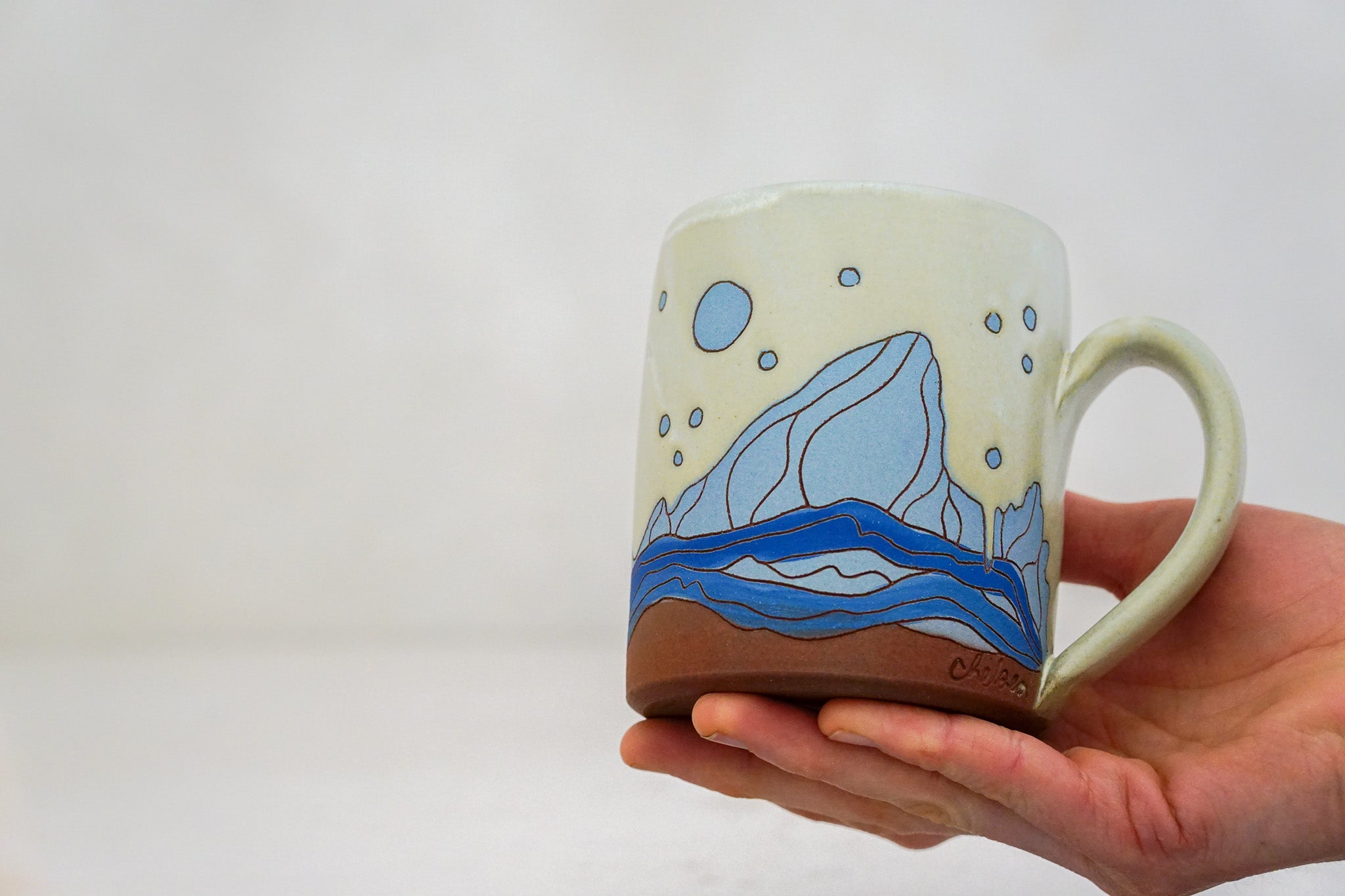 Full moon E Teton mug in Bone