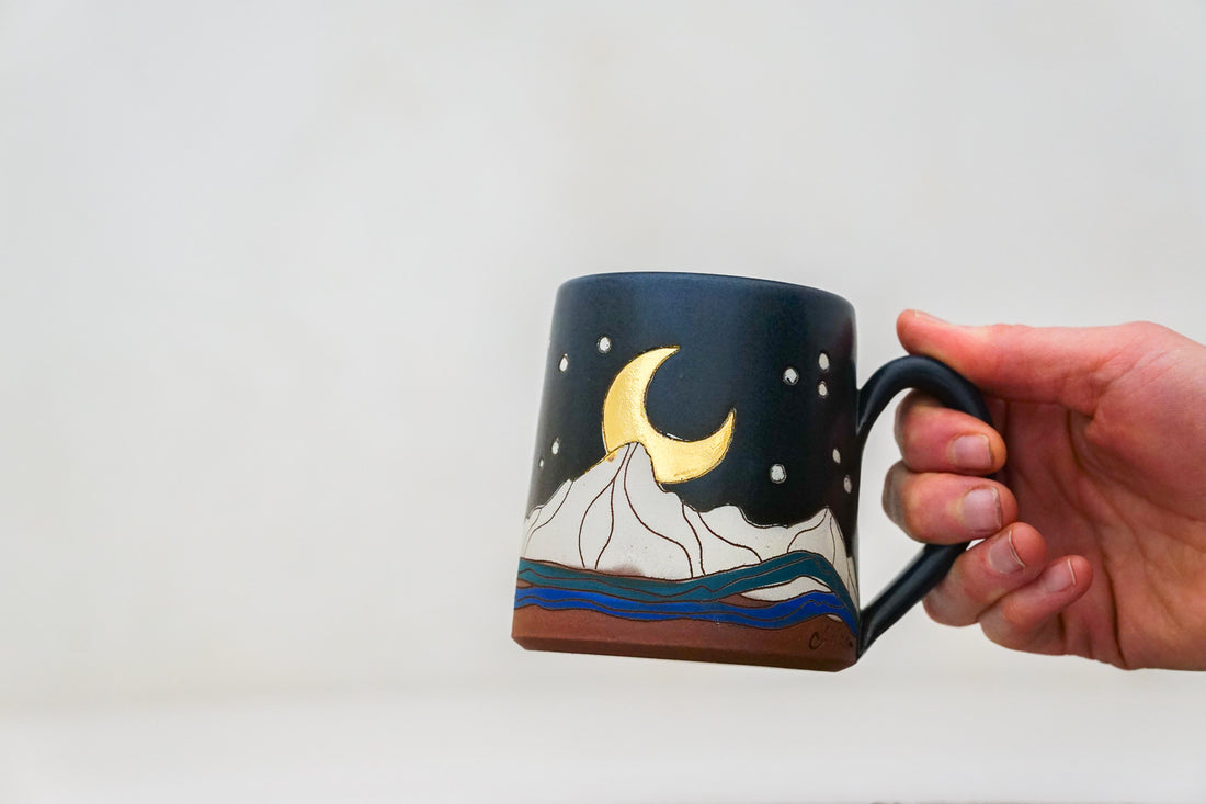 GOLD moon mug in Darby*