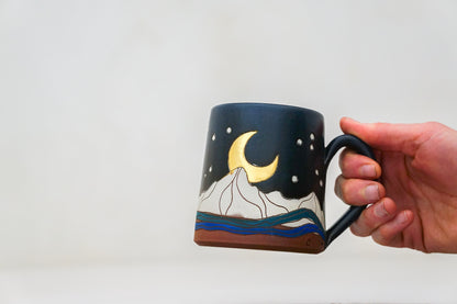 GOLD moon mug in Darby*