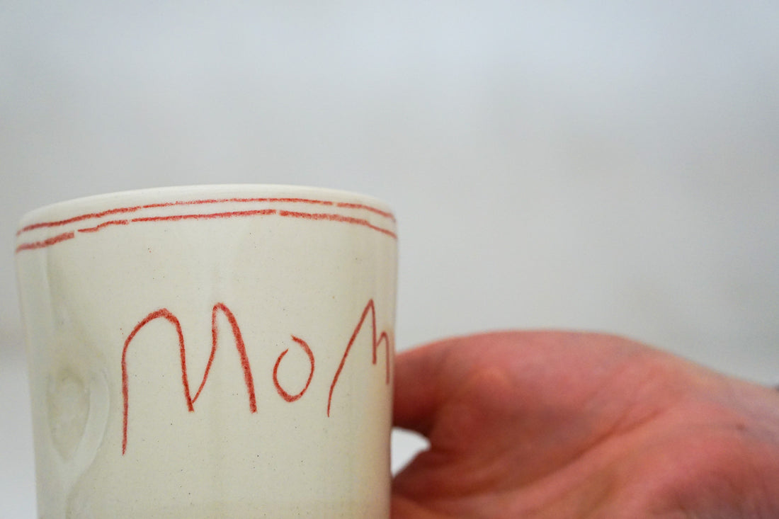 Mom cup in Red pencil