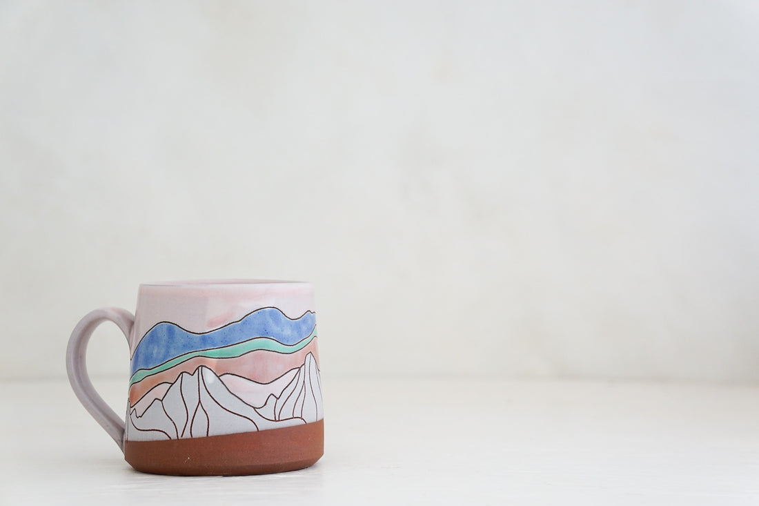 E Teton Skylines mug Bubblegum*