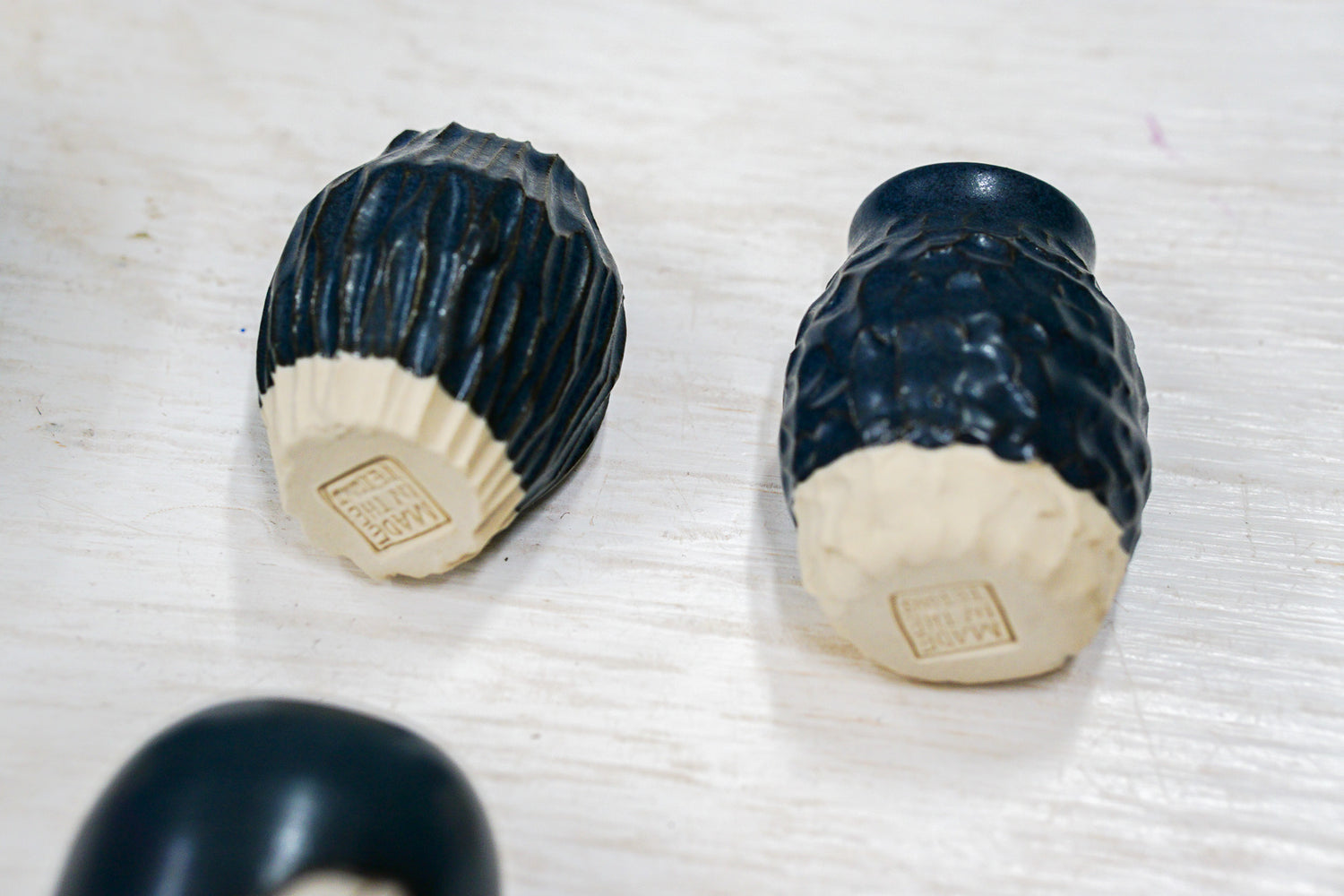 MAGNET bud vases in Darby