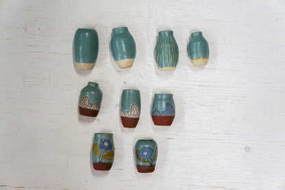 MAGNET bud vases in Lake
