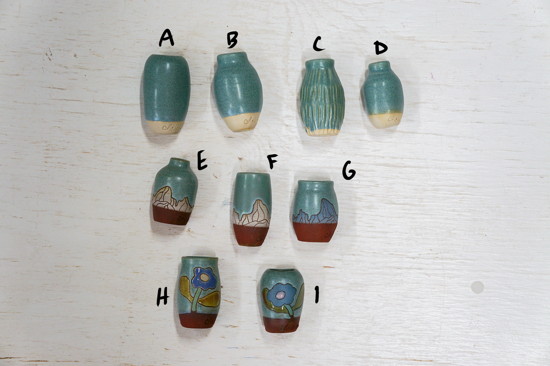 MAGNET bud vases in Lake